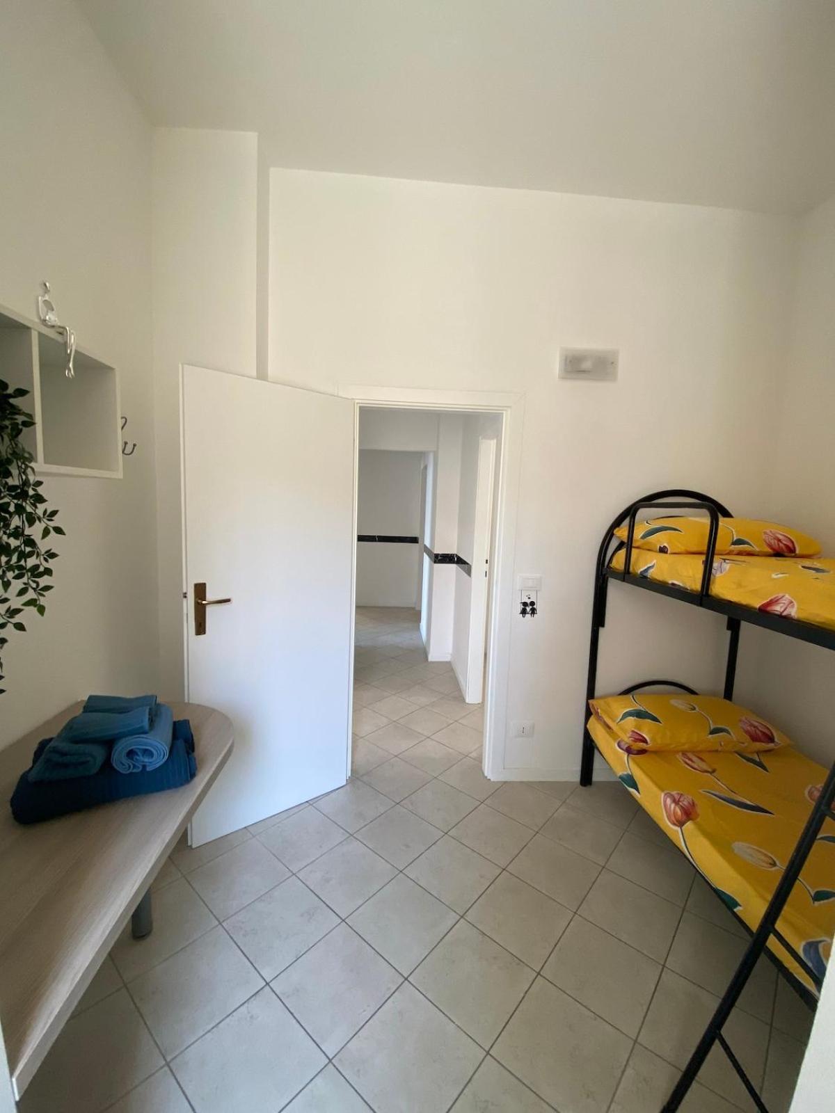 Ampio Appartamento In Posizione Strategica Rimini Exteriör bild