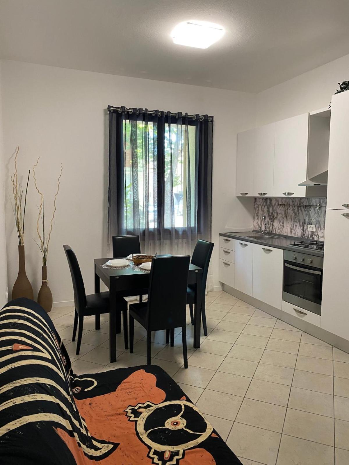 Ampio Appartamento In Posizione Strategica Rimini Exteriör bild