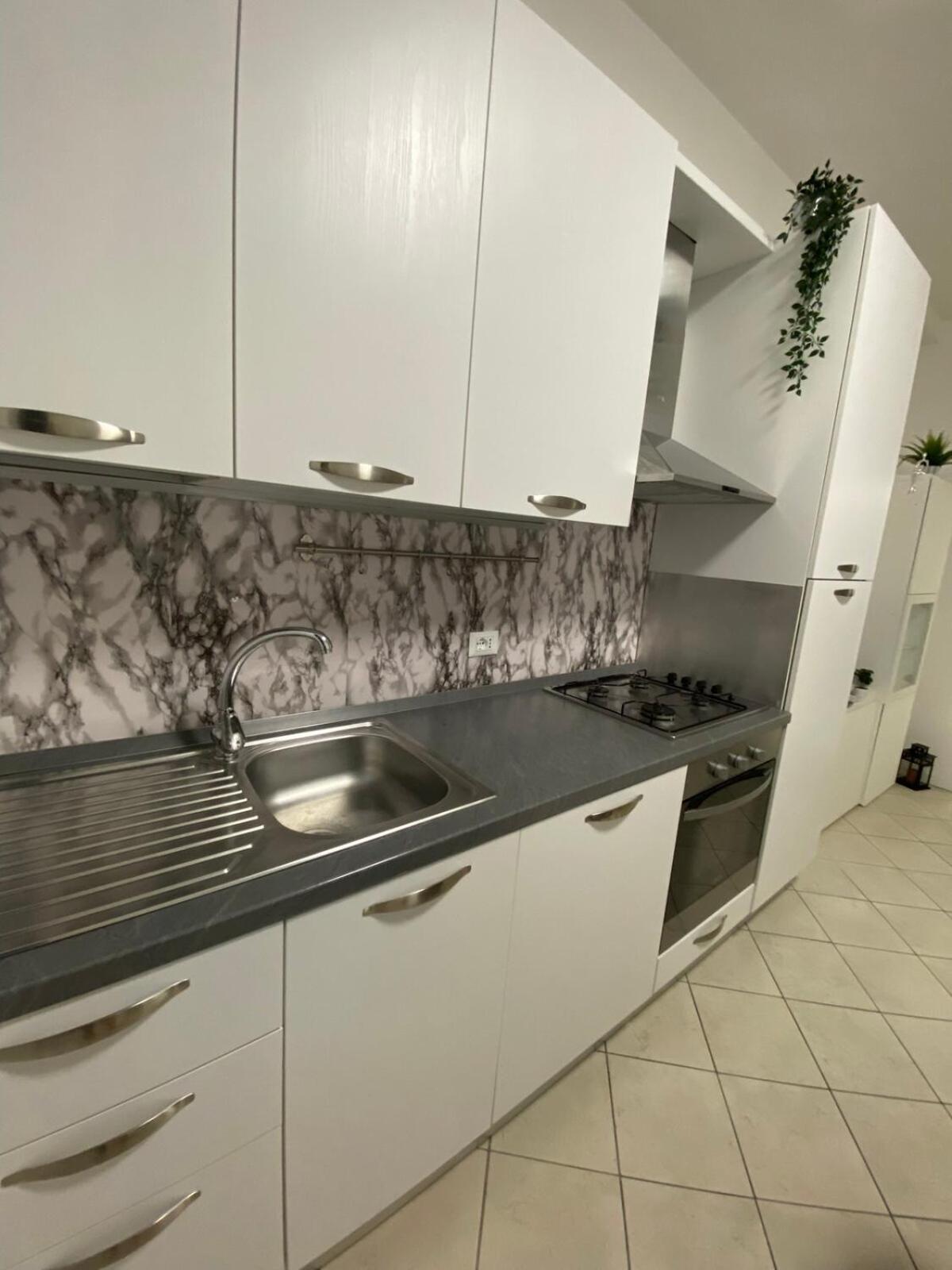 Ampio Appartamento In Posizione Strategica Rimini Exteriör bild